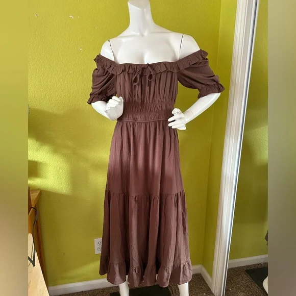 NWT Trixxi Los Angeles Brown Maxi Dress - Picture 2 of 6